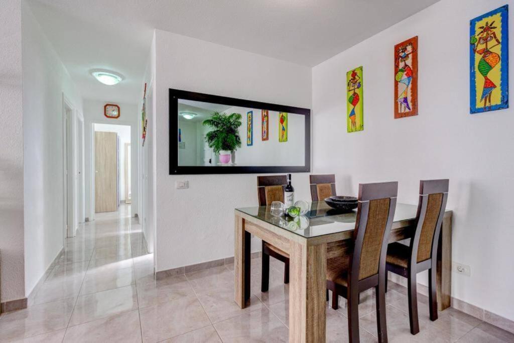 Apartamento En Palmeras Del Sur アデヘ エクステリア 写真